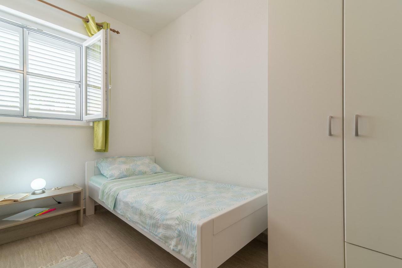 Apartmani Jelic Винерац Екстериор снимка