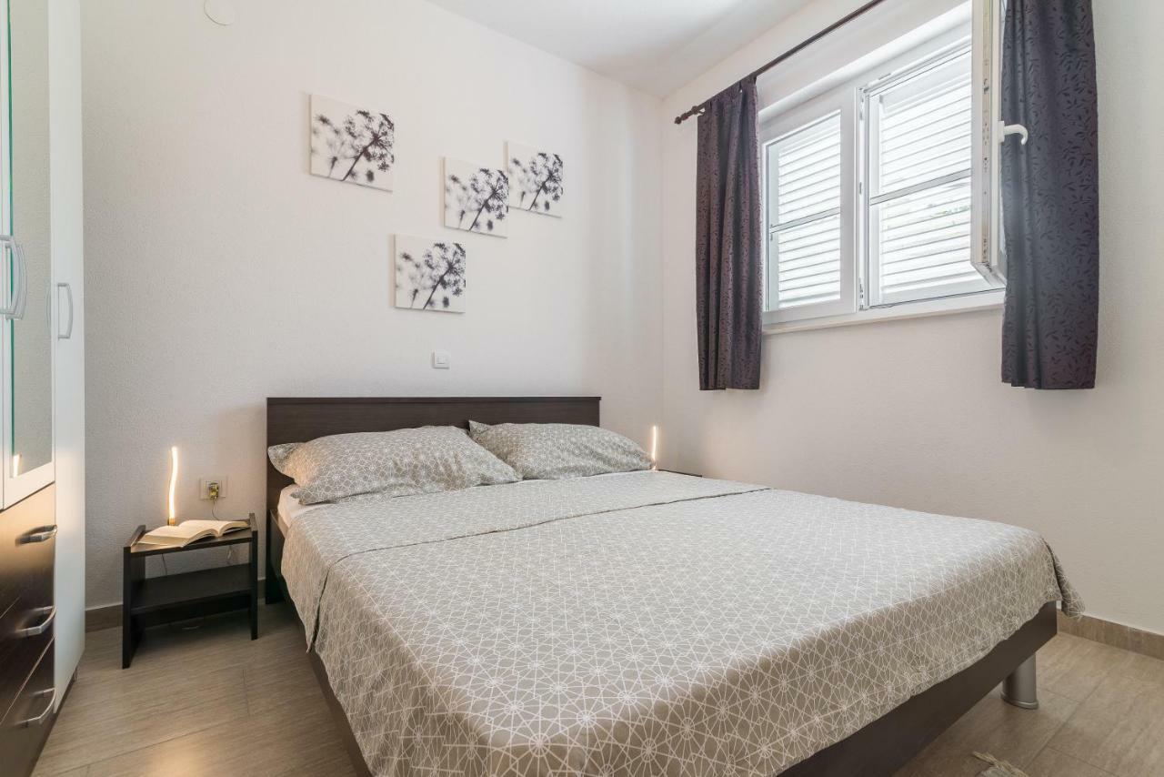 Apartmani Jelic Винерац Екстериор снимка