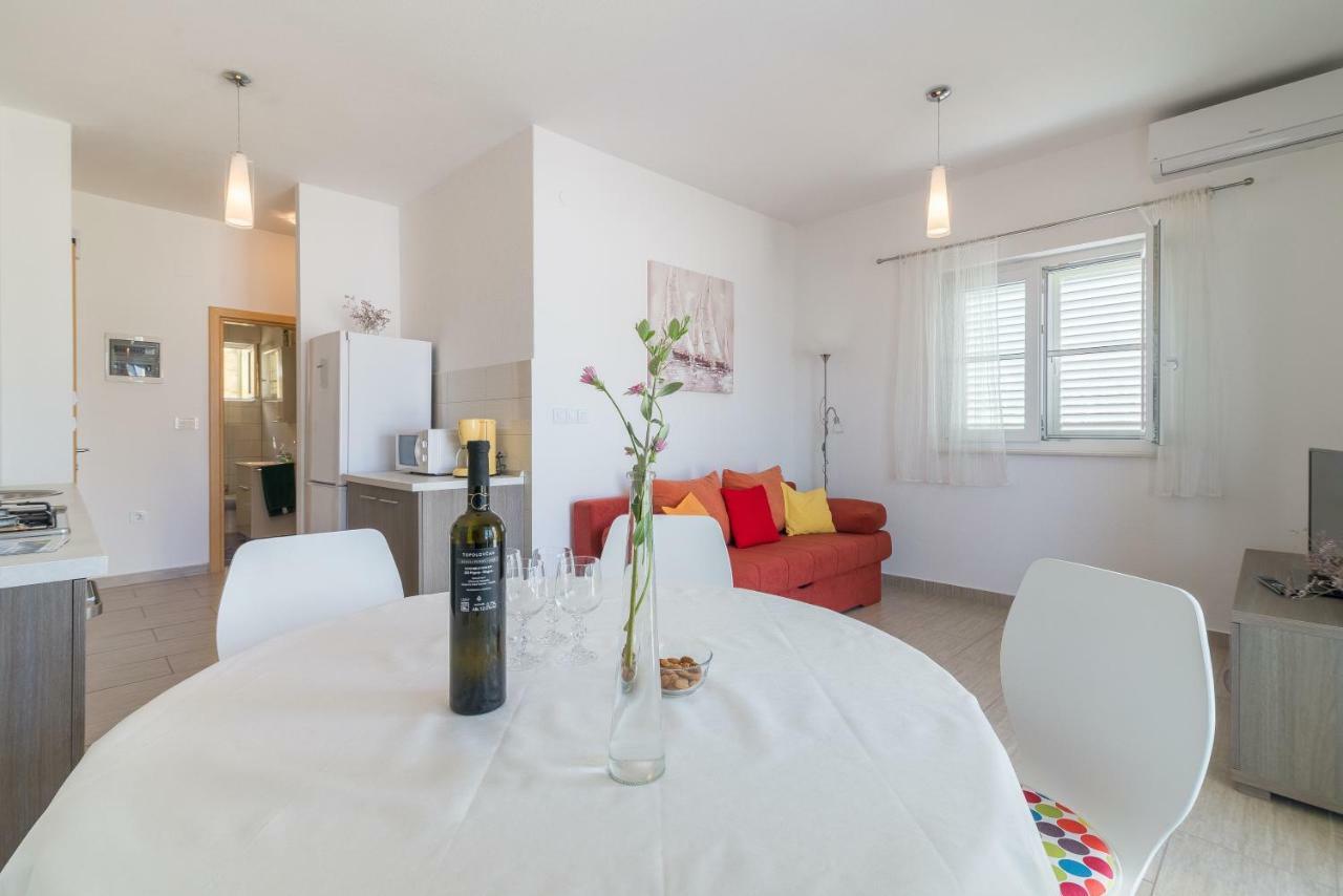 Apartmani Jelic Винерац Екстериор снимка
